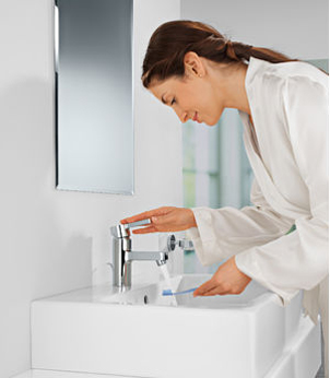 Дозатор Grohe Essentials 40394001