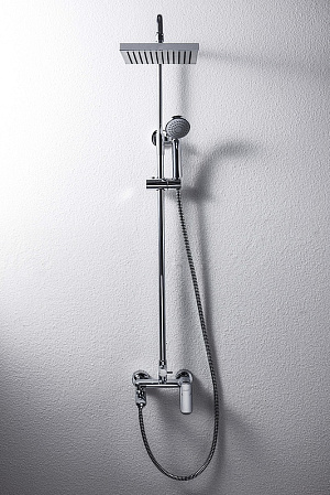 Душевая стойка Bravat Opal F6125183CP-A-RUS хром