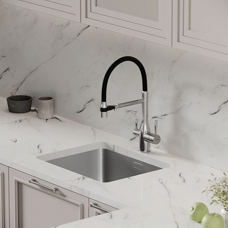 Смеситель для кухонной мойки Sancos Garda SC4009CH хром/черный
