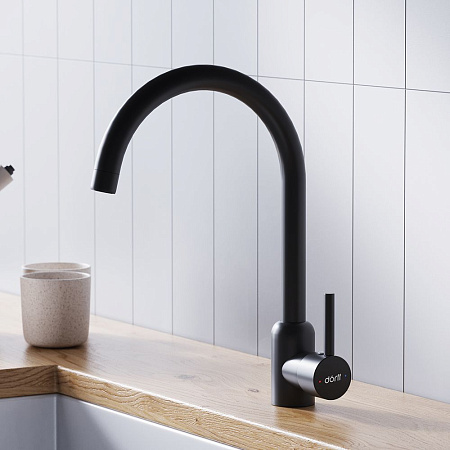 Смеситель Dorff Logic D3007022 для кухонной мойки, черный