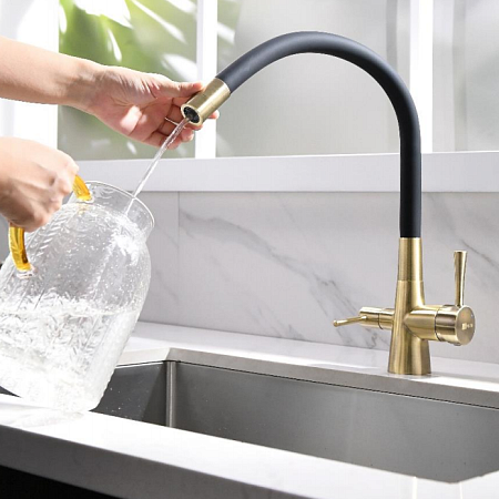 Смеситель Lemark Comfort LM3075B для кухонной мойки, бронза
