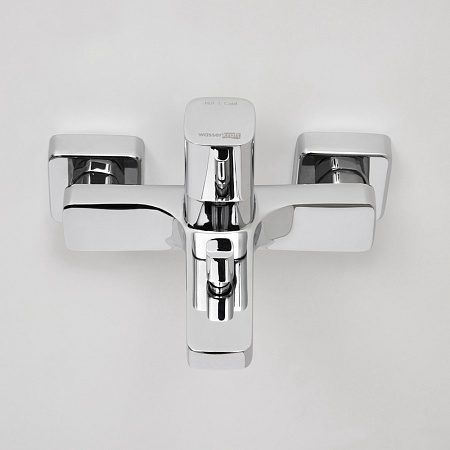 Смеситель WasserKRAFT Naab 8601 для ванны с душем, хром