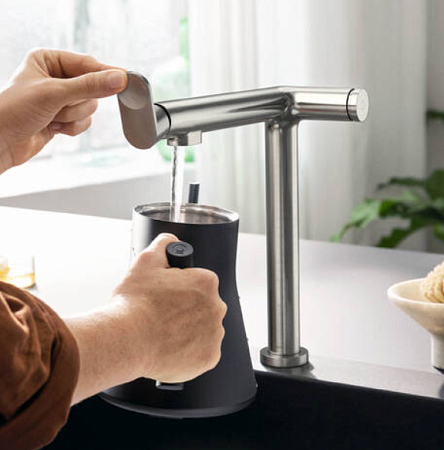 Смеситель Hansgrohe Aqittura 76804000 для кухонной мойки, хром
