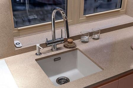 Кухонная мойка Omoikiri Kata 54-U-BE 54х42 ваниль