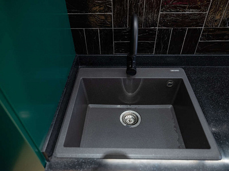 Кухонная мойка Omoikiri Tedori 57-BL 57х51 чёрный