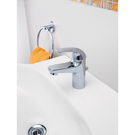 Смеситель Grohe BauCurve 32805000 для раковины