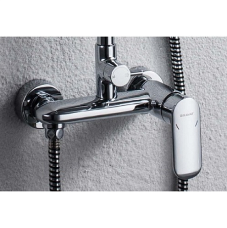 Душевая стойка Bravat Opal R F9125183CP-A2-RUS хром