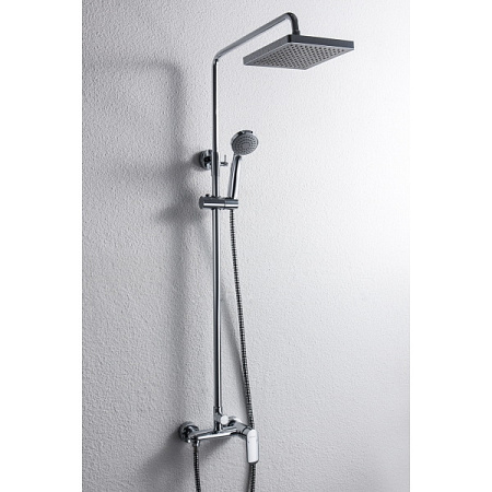 Душевая стойка Bravat Opal F9125183CP-A-RUS хром