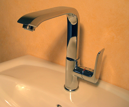 Смеситель Hansgrohe Metris 31087000 для раковины, хром