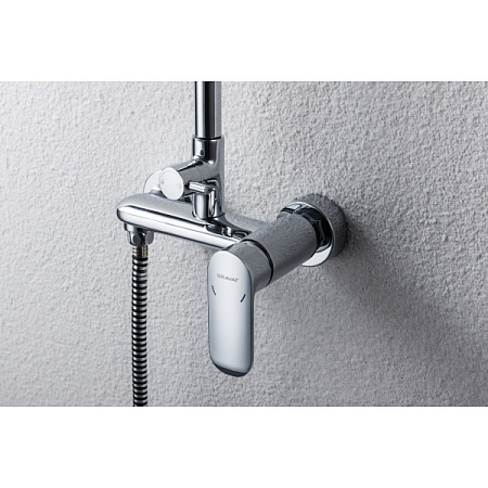 Душевая стойка Bravat Opal F9125183CP-A-RUS хром