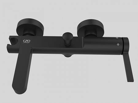 Смеситель GPD Gildo MBB165-S для ванны с душем черный