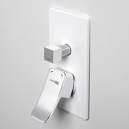 Смеситель WasserKRAFT Aller 10641WHITE для ванны и душа, белый