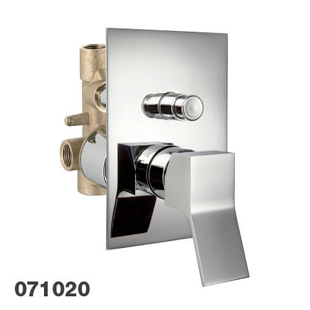 Смеситель Palazzani Young 07102010 для ванны с душем