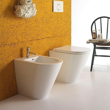 Биде напольное GLOBO Forty3 FO010.BI белый