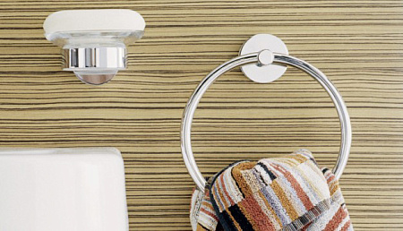 Полотенцедержатель Grohe Essentials 40365000 кольцо, хром