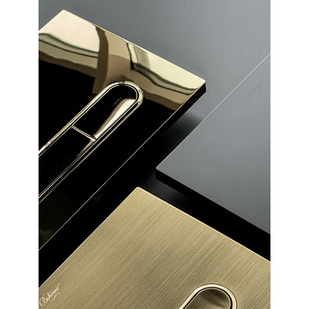 Кнопка смыва Boheme 667-MG золото матовое