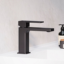 Смеситель Damixa Gala 530210300 для раковины черный