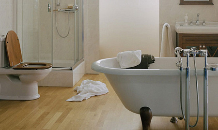 Унитаз-компакт Villeroy & Boch Hommage 666210R1 CeramicPlus альпийский белый/лаутнь