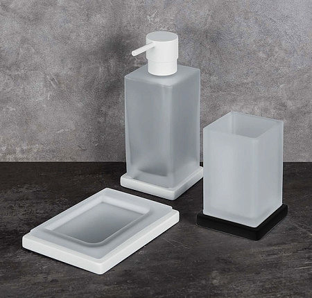 Стакан Colombo Look B1641.NM настольный, черный матовый