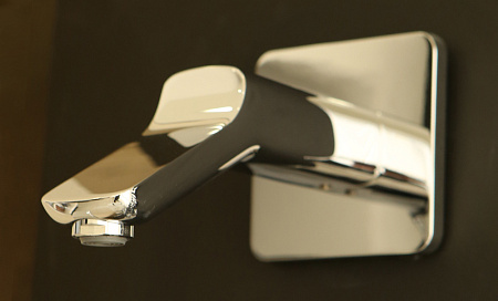 Излив Axor Urquiola 11430000 для ванны, хром