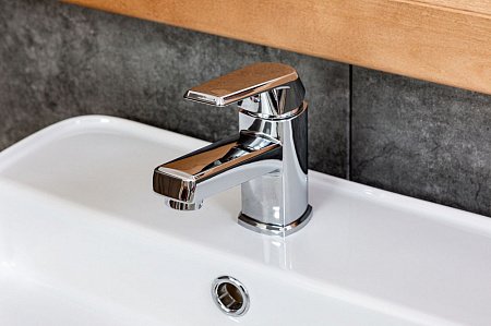 Смеситель OneLife P02-021cr для раковины, хром